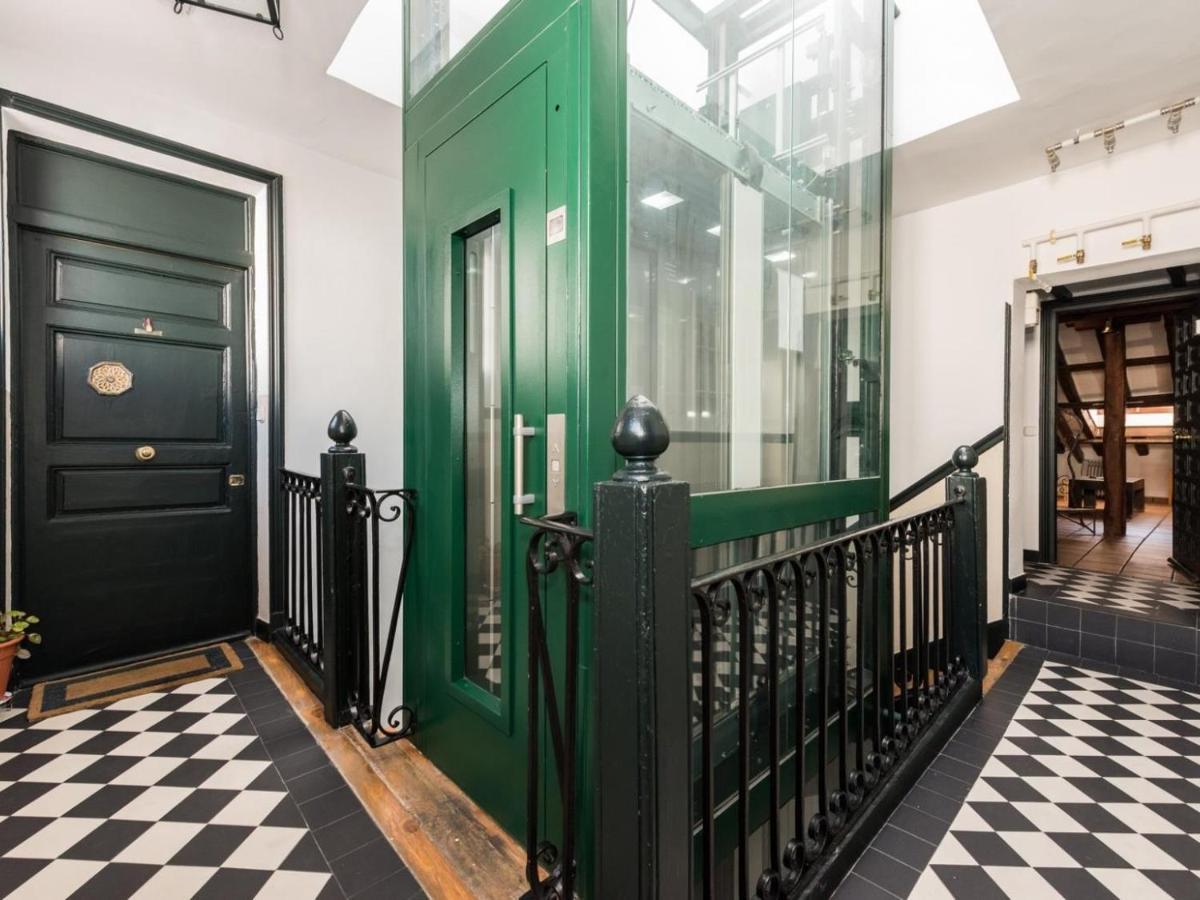 La Cueva De Leon Apartment Madrid Exterior photo